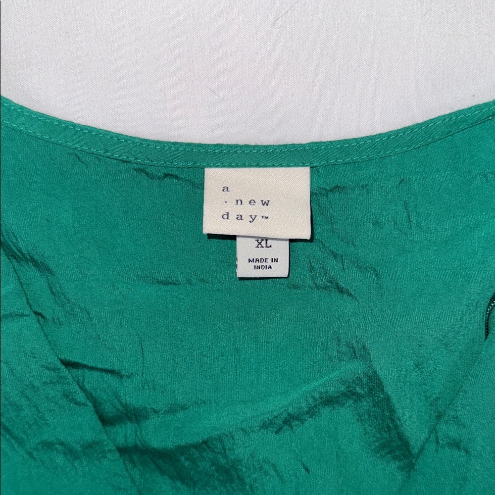 A New Day Emerald V-Neck Dress - Picture 2 of 5